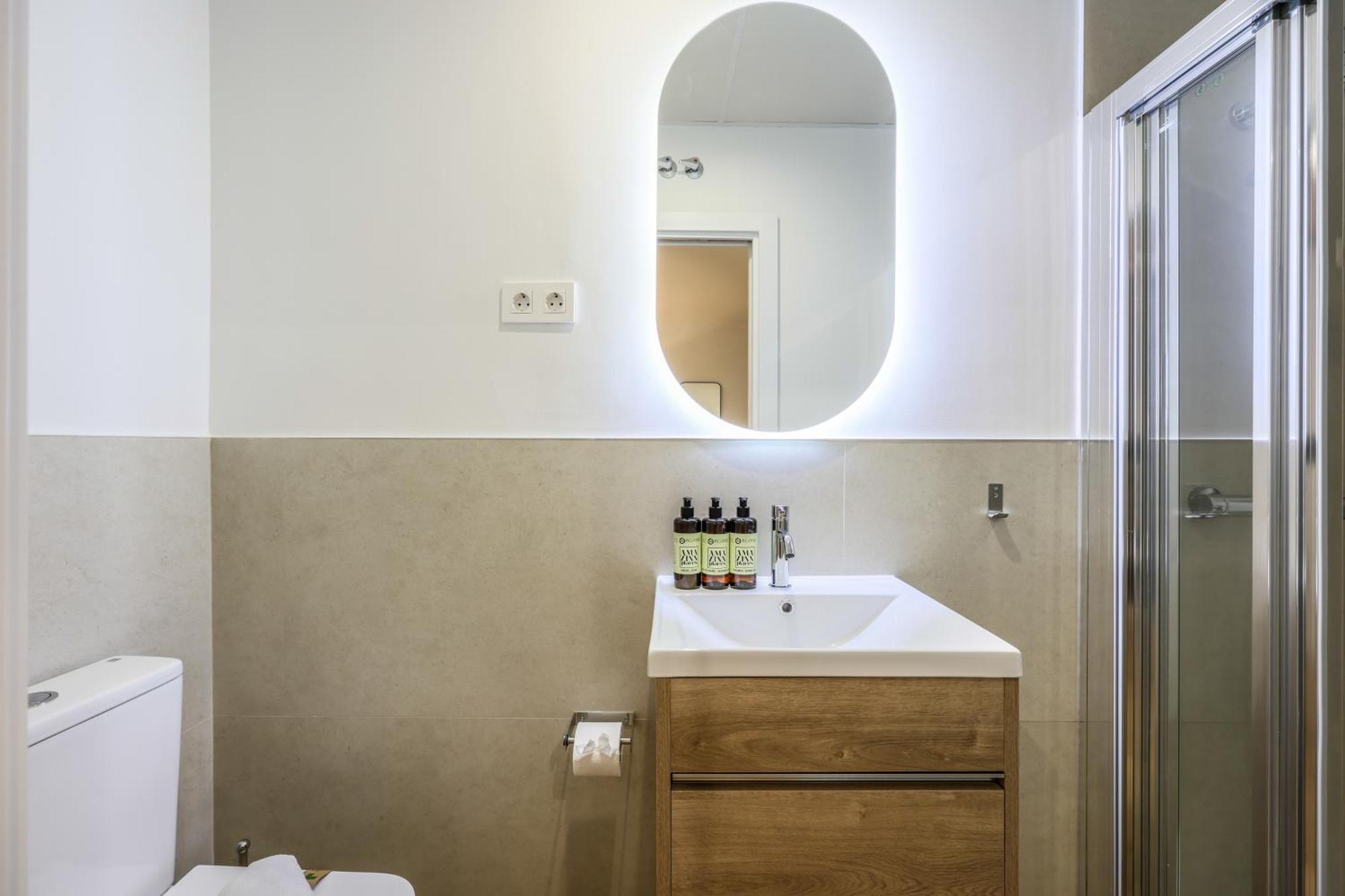 Encantador Apartamento Plaza Del Callao, Mid Term マドリード エクステリア 写真